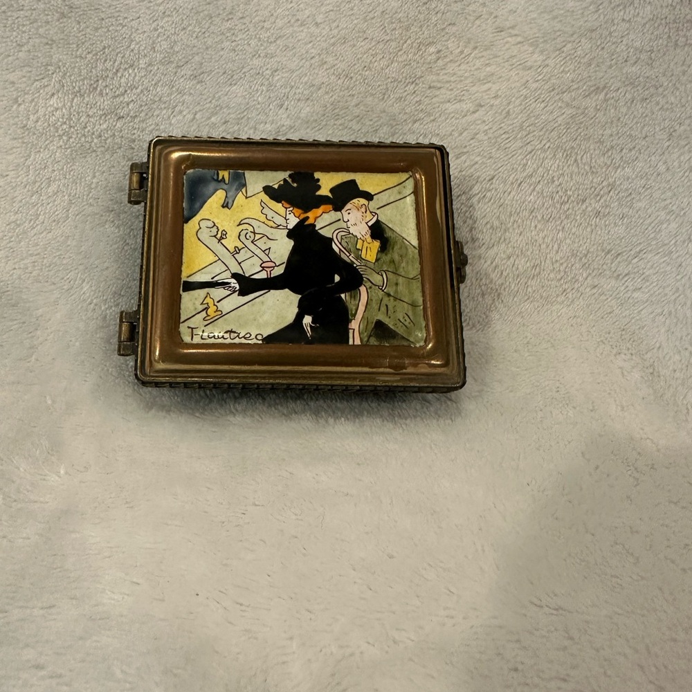 Authentic Kelvin Chen No:203 Hinged Enamel Trinket Box sig T-Lautrec .